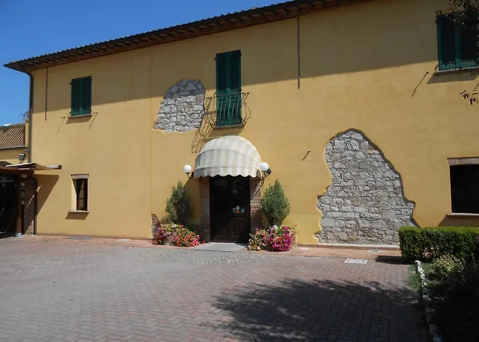 Le Cerquelle 3* Papiano